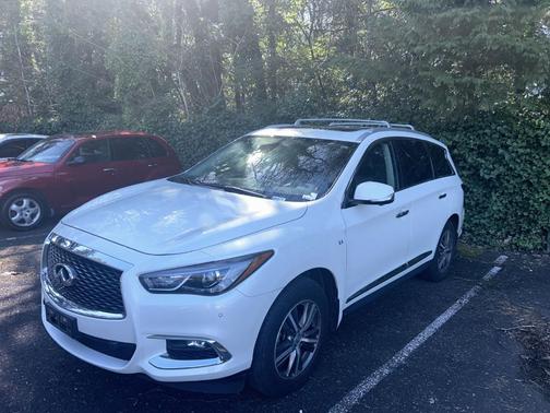 Majestic White 2019 INFINITI QX60 Luxe