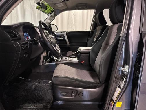 2014 Toyota 4Runner SR5