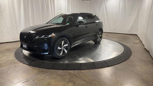 2025 Jaguar F-PACE P250 R-Dynamic S