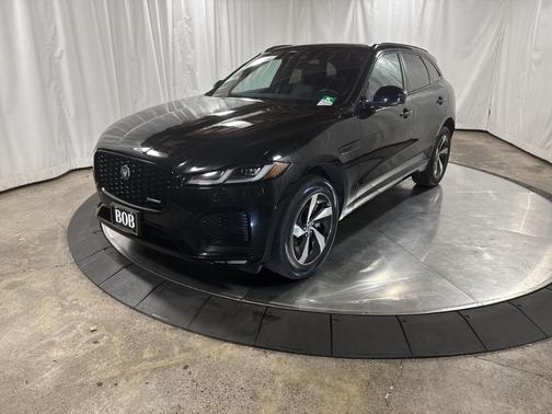 2025 Jaguar F-PACE P250 R-Dynamic S