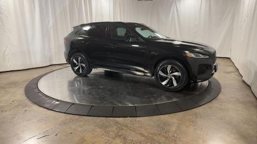 2025 Jaguar F-PACE P250 R-Dynamic S