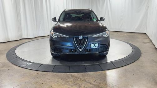 2018 Alfa Romeo Stelvio Base
