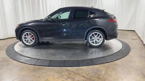 2018 Alfa Romeo Stelvio Base