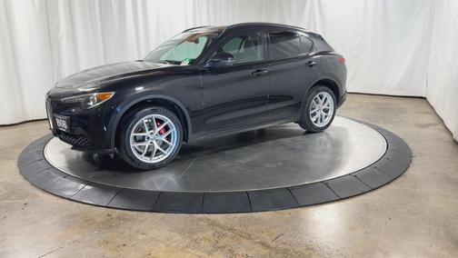 2018 Alfa Romeo Stelvio Base