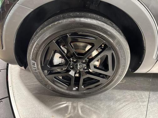 Ebony Black 2023 Kia Telluride SX-Prestige X-Line