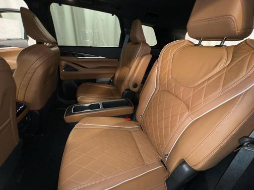 Mjst Whte 2025 INFINITI QX60 AUTOGRAPH