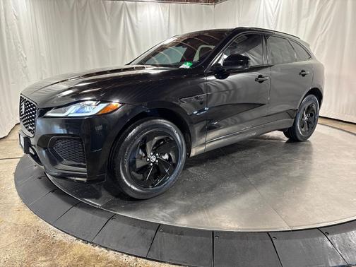 Santorini Black 2025 Jaguar F-PACE P250 R-Dynamic S