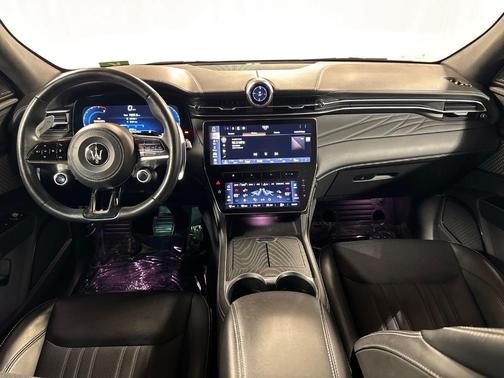 Bianco 2023 Maserati Grecale GT