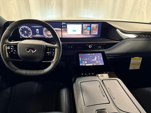 2t Radiant Whit 2026 INFINITI QX80 SPORT