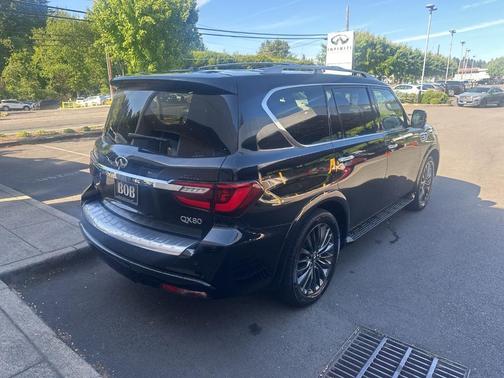 Diamond Black 2024 INFINITI QX80 SENSORY