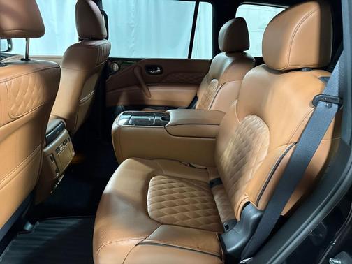 Diamond Black 2024 INFINITI QX80 SENSORY