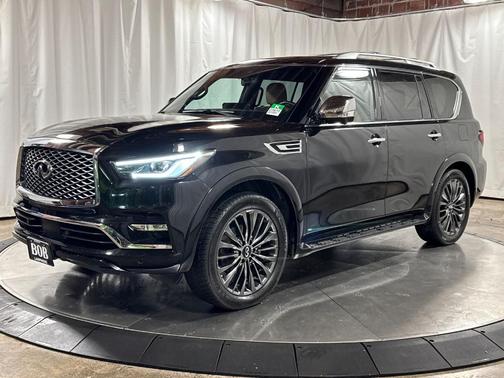 Diamond Black 2024 INFINITI QX80 SENSORY