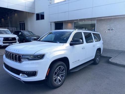 Bright White Clearcoat 2023 Jeep Wagoneer L Series II