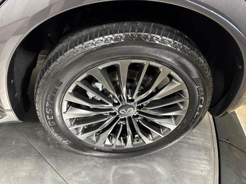 Anthracite Gray 2023 INFINITI QX80 PREMIUM SELECT