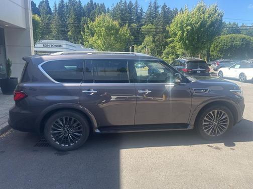 Anthracite Gray 2023 INFINITI QX80 PREMIUM SELECT