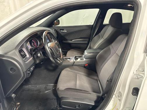 White Knuckle Clearcoat 2022 Dodge Charger SXT