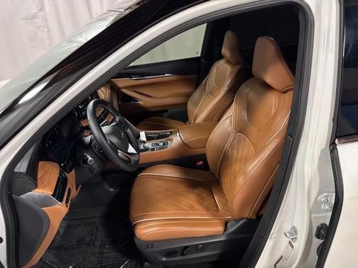 Mjst Whte 2025 INFINITI QX60 AUTOGRAPH