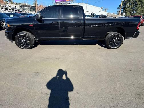 2024 RAM 3500 Laramie