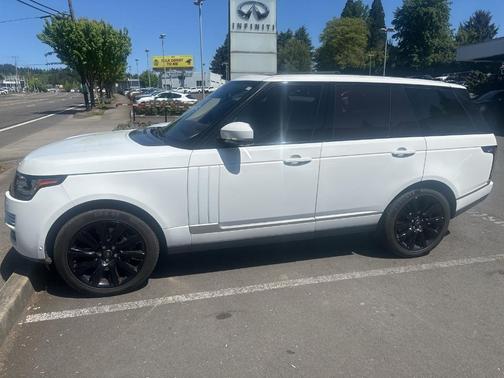 Fuji White 2015 Land Rover Range Rover 5.0L Supercharged