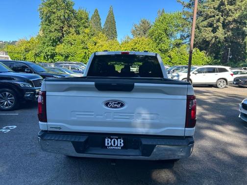 Oxford White 2025 Ford F-150 XLT