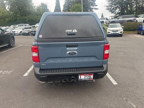 Azure Gray Metallic 2024 Ford Maverick Lariat