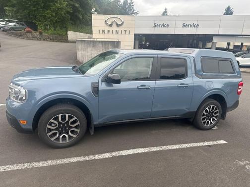 Azure Gray Metallic 2024 Ford Maverick Lariat