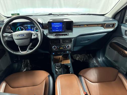 Azure Gray Metallic 2024 Ford Maverick Lariat
