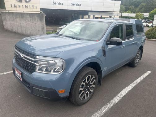 Azure Gray Metallic 2024 Ford Maverick Lariat