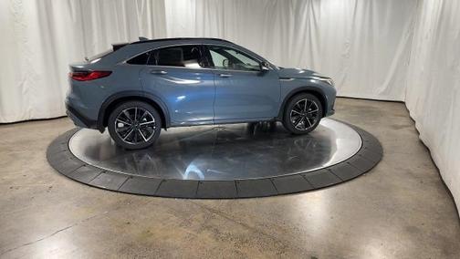 2025 INFINITI QX55 ESSENTIAL