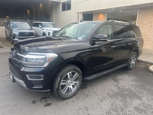 Agate Black Metallic 2024 Ford Expedition Max Limited