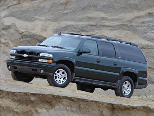 Beige / Tan 2005 Chevrolet Suburban LS