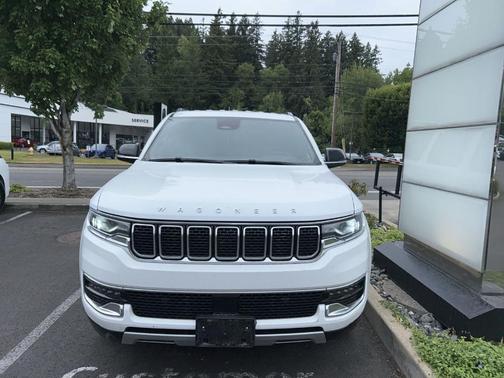 White 2024 Jeep Wagoneer L Series II