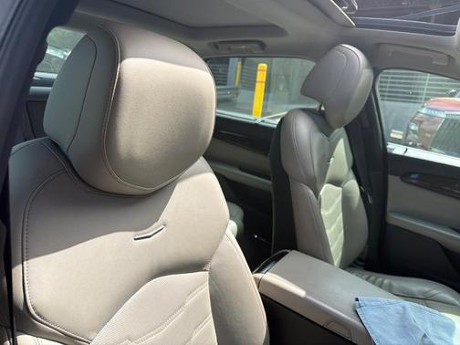Radiant Silver Metallic 2017 Cadillac CT6 3.6L Luxury