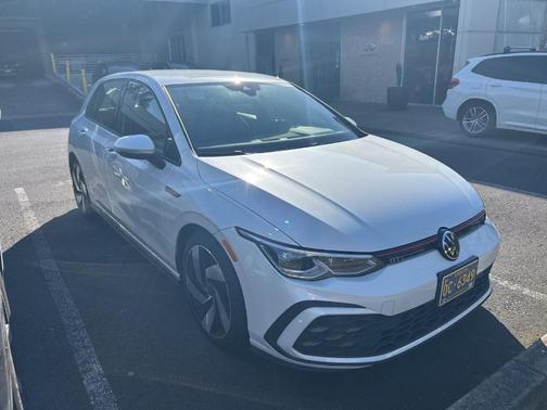 2023 Volkswagen Golf GTI 2.0T S