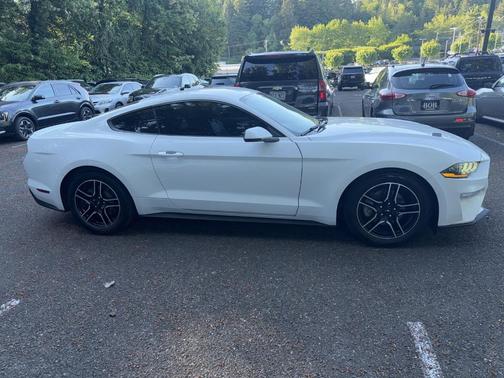 Oxford White 2020 Ford Mustang EcoBoost Premium