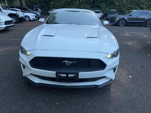Oxford White 2020 Ford Mustang EcoBoost Premium