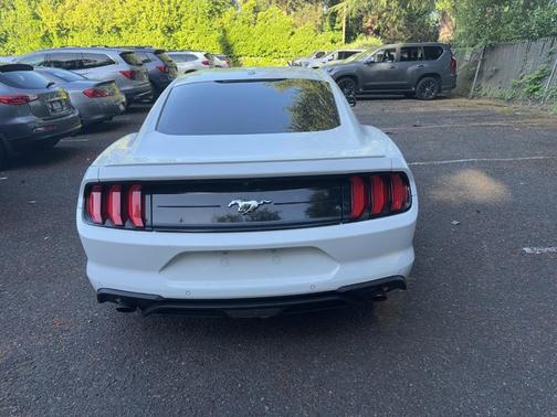 Oxford White 2020 Ford Mustang EcoBoost Premium