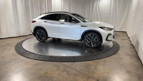 2024 INFINITI QX55 LUXE