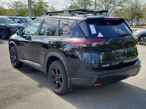 2025 Nissan Rogue Rock Creek