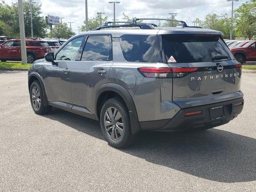 2025 Nissan Pathfinder SV FWD