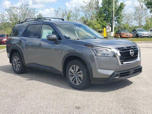 2025 Nissan Pathfinder SV FWD