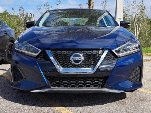 2022 Nissan Maxima SV Xtronic CVT