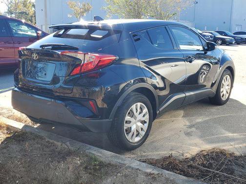 2021 Toyota C-HR LE