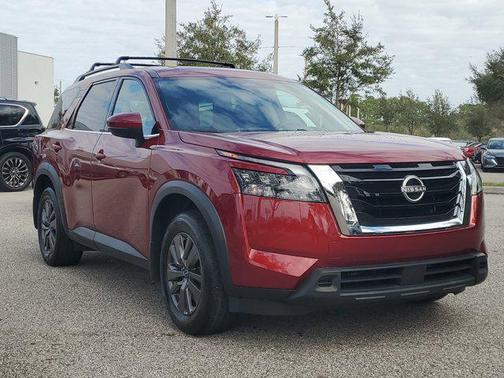 2024 Nissan Pathfinder SV FWD