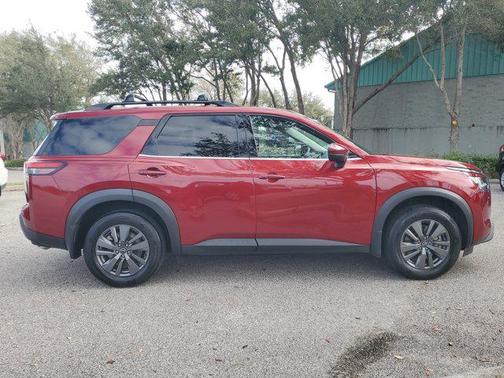 2024 Nissan Pathfinder SV FWD