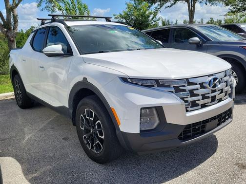 Atlas White 2023 Hyundai SANTA CRUZ SEL Premium