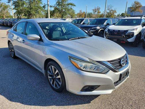 2017 Nissan Altima 2.5 SV