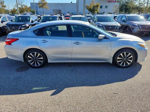 2017 Nissan Altima 2.5 SV