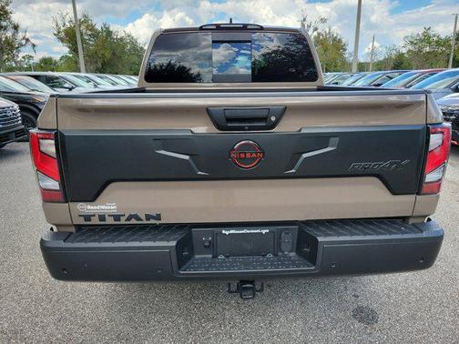 2024 Nissan Titan PRO-4X