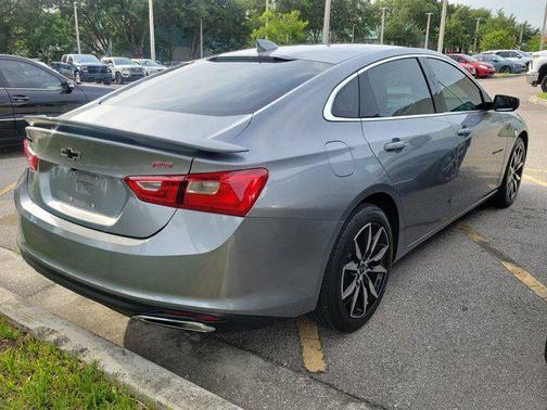 Sterling Gray Metallic 2023 Chevrolet Malibu FWD RS